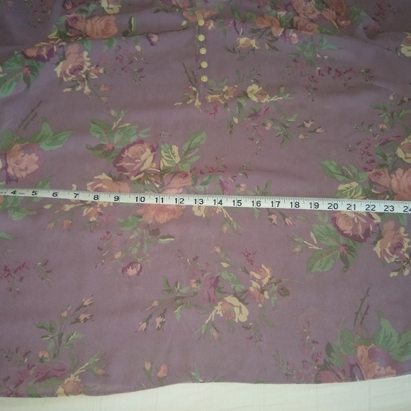 🍭Chaps lavender blouse - Picture 6 of 7
